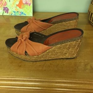 Donald J Pliner sandals size 8M